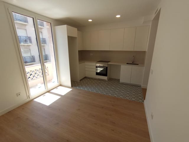 Appartement de 3 chambres à louer à Mataró - 1 450 € (Ref: 9841225)