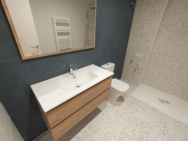 Appartement de 3 chambres à louer à Mataró - 1 450 € (Ref: 9841225)