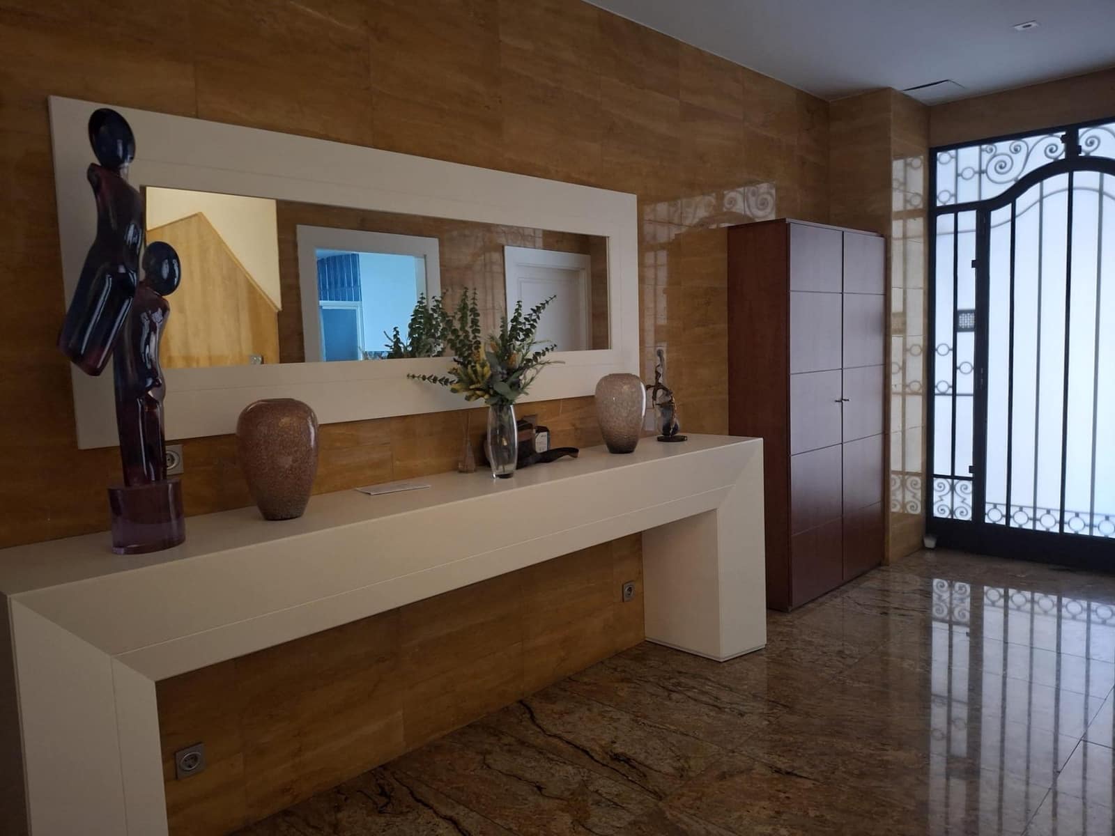 Adosado de 5 habitaciones en Mataró en venta con piscina - 1.300.000 € (Ref: 9841234)