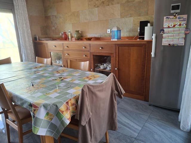 5 sovrum Radhus till salu i Mataró med pool - 1 300 000 € (Ref: 9841234)