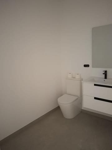 Erhverv til salg i Mataró - € 280.000 (Ref: 9841235)