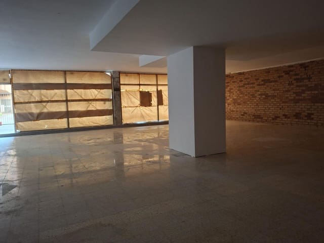 Erhverv til salg i Mataró - € 280.000 (Ref: 9841235)