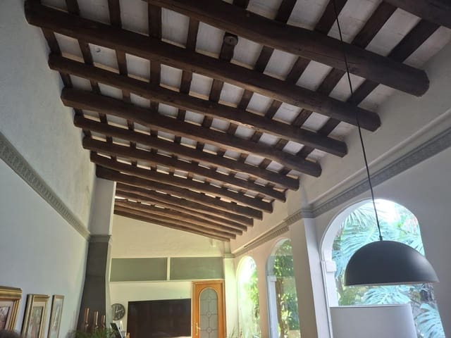 Pareado de 3 habitaciones en Mataró en venta - 1.100.000 € (Ref: 9841237)