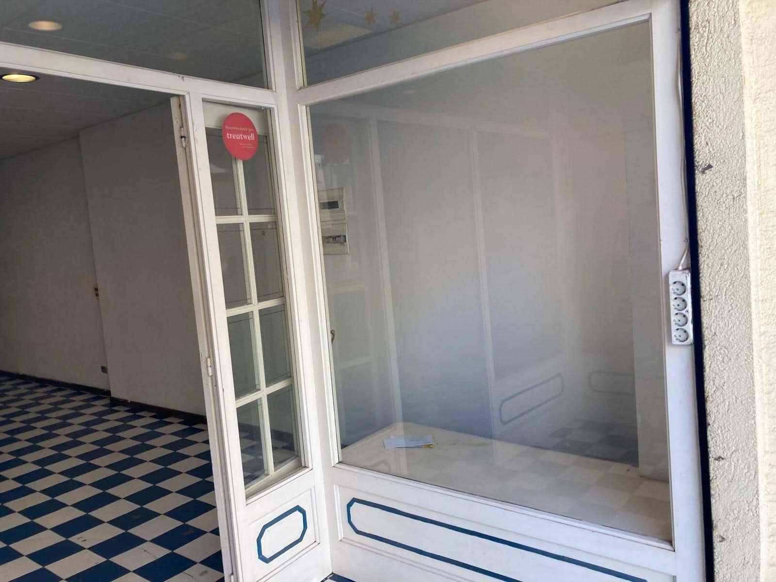 Erhverv til salg i Mataro - € 95.000 (Ref: 9841238)