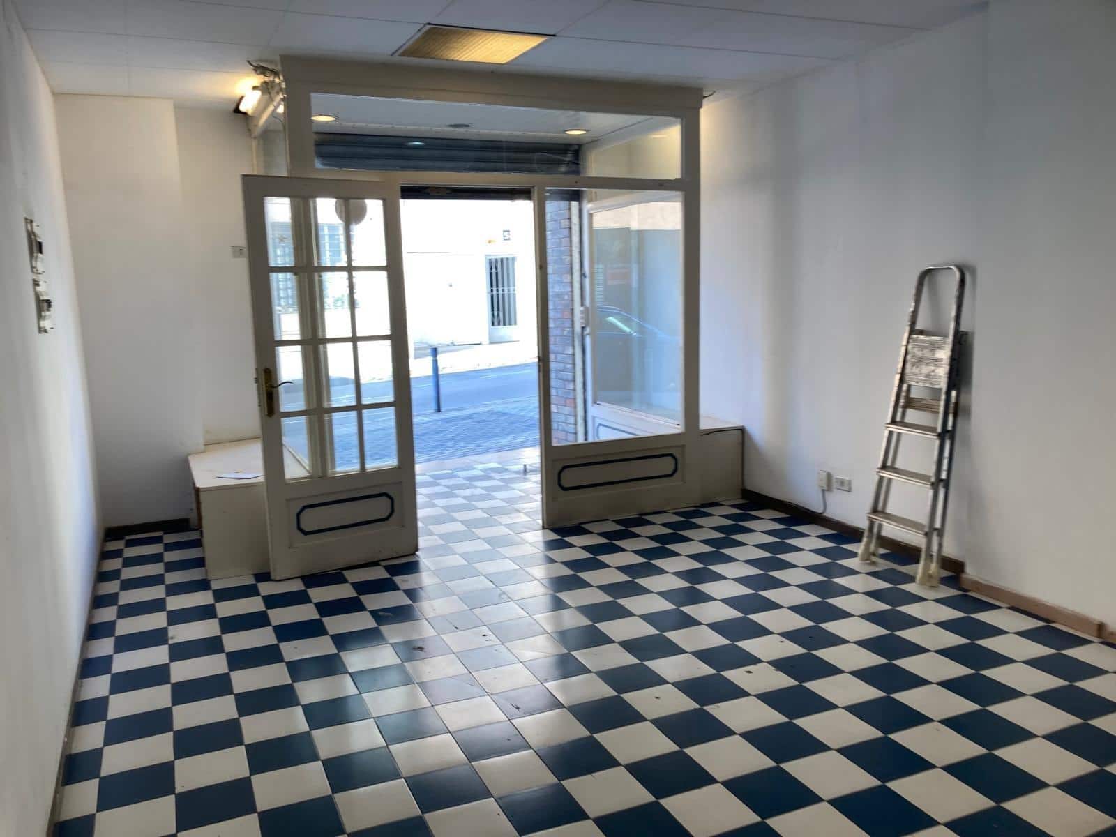 Erhverv til salg i Mataro - € 95.000 (Ref: 9841238)
