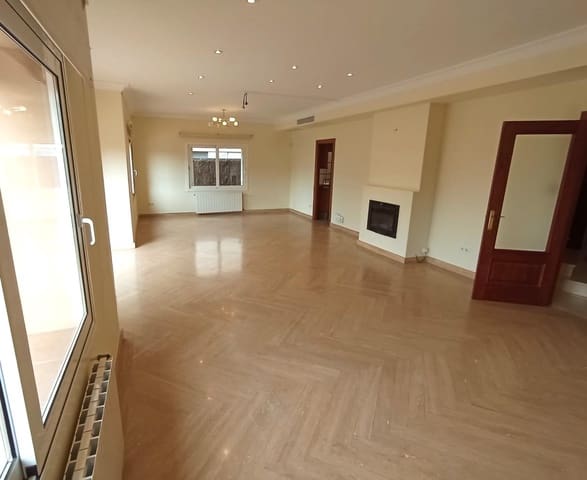 5 sypialnia Willa na sprzedaż w Vilassar de Dalt z basenem garażem - 930 000 € (Ref: 9841239)