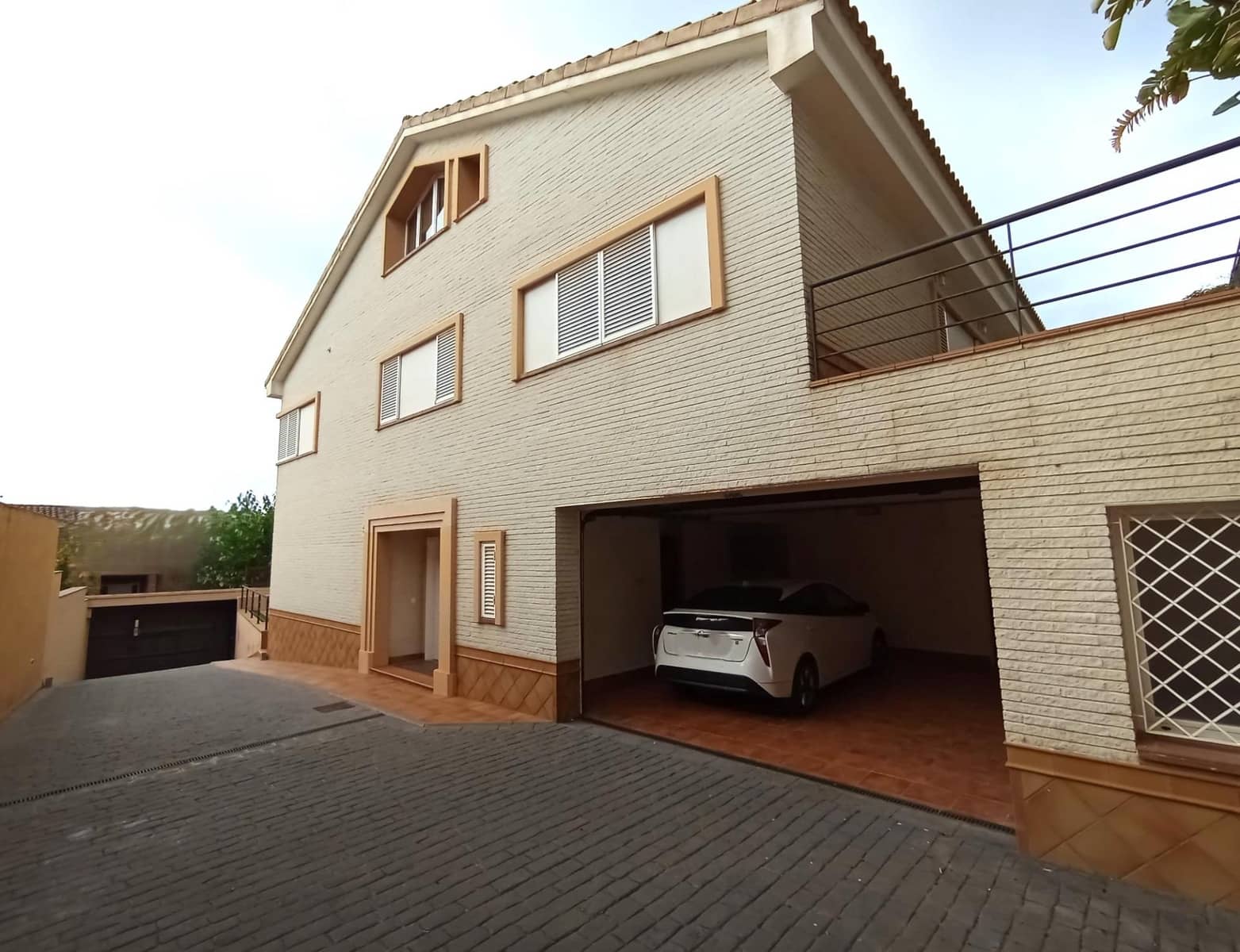 5 sypialnia Willa na sprzedaż w Vilassar de Dalt z basenem garażem - 930 000 € (Ref: 9841239)