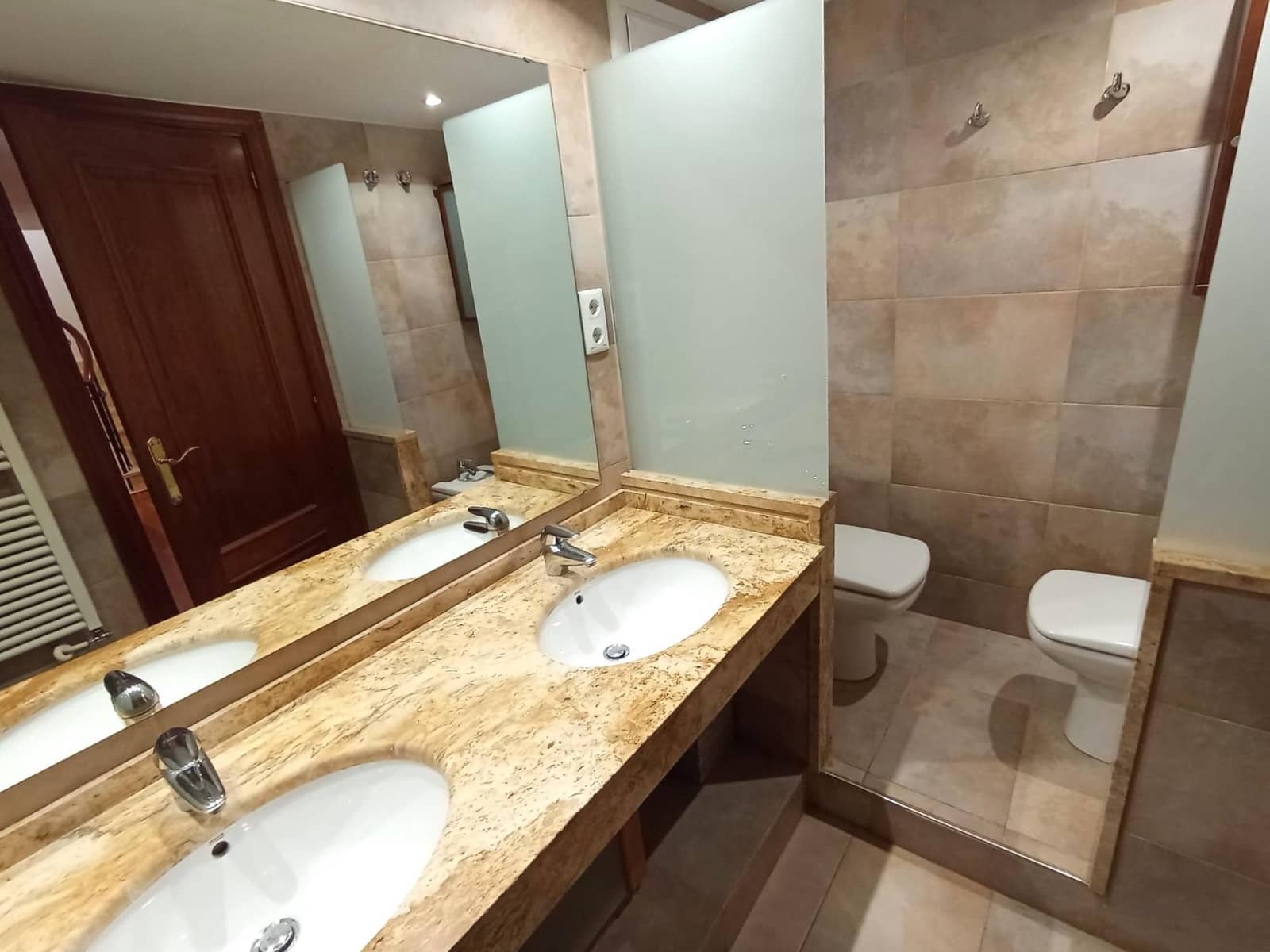 5 sypialnia Willa na sprzedaż w Vilassar de Dalt z basenem garażem - 930 000 € (Ref: 9841239)