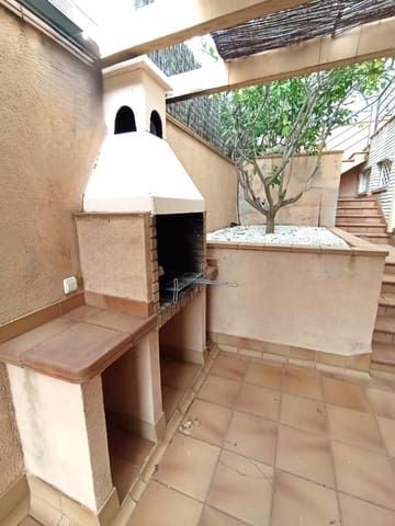 5 sypialnia Willa na sprzedaż w Vilassar de Dalt z basenem garażem - 930 000 € (Ref: 9841239)