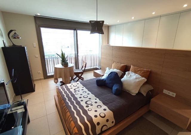 5 soveværelse Byhus til salg i Mataró med swimmingpool garage - € 990.000 (Ref: 9841240)