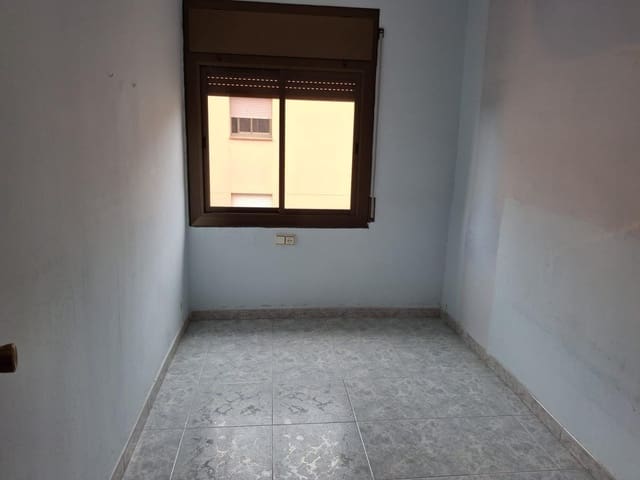 3 soveværelse Lejlighed til salg i Mataró - € 170.000 (Ref: 9841245)