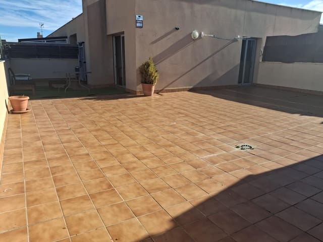 Penthouse til salg i Mataró med garage - € 226.000 (Ref: 9841246)