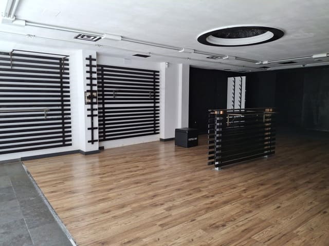 Commerciale da affittare in Mataró - 1.000 € (Rif: 9841247)