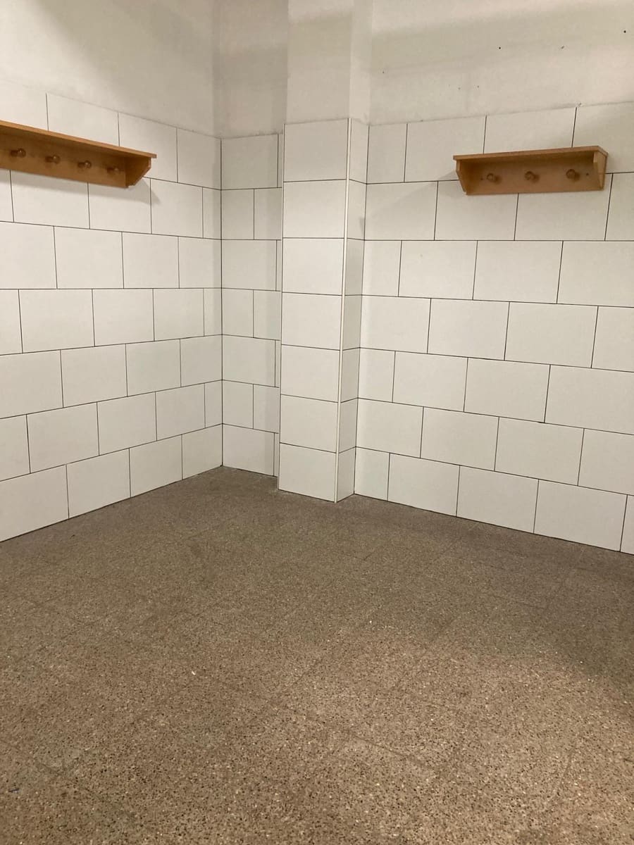 Erhverv til salg i Mataro med garage - € 320.000 (Ref: 9841249)
