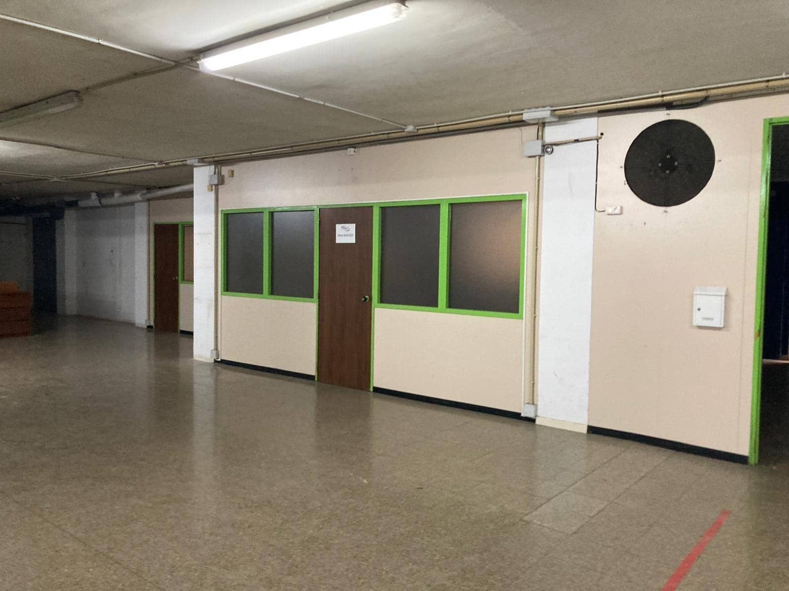 Erhverv til salg i Mataro med garage - € 320.000 (Ref: 9841249)