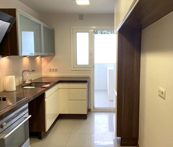 Piso de 4 habitaciones en Sant Cugat del Vallès en venta con piscina - 780.000 € (Ref: 9841250)