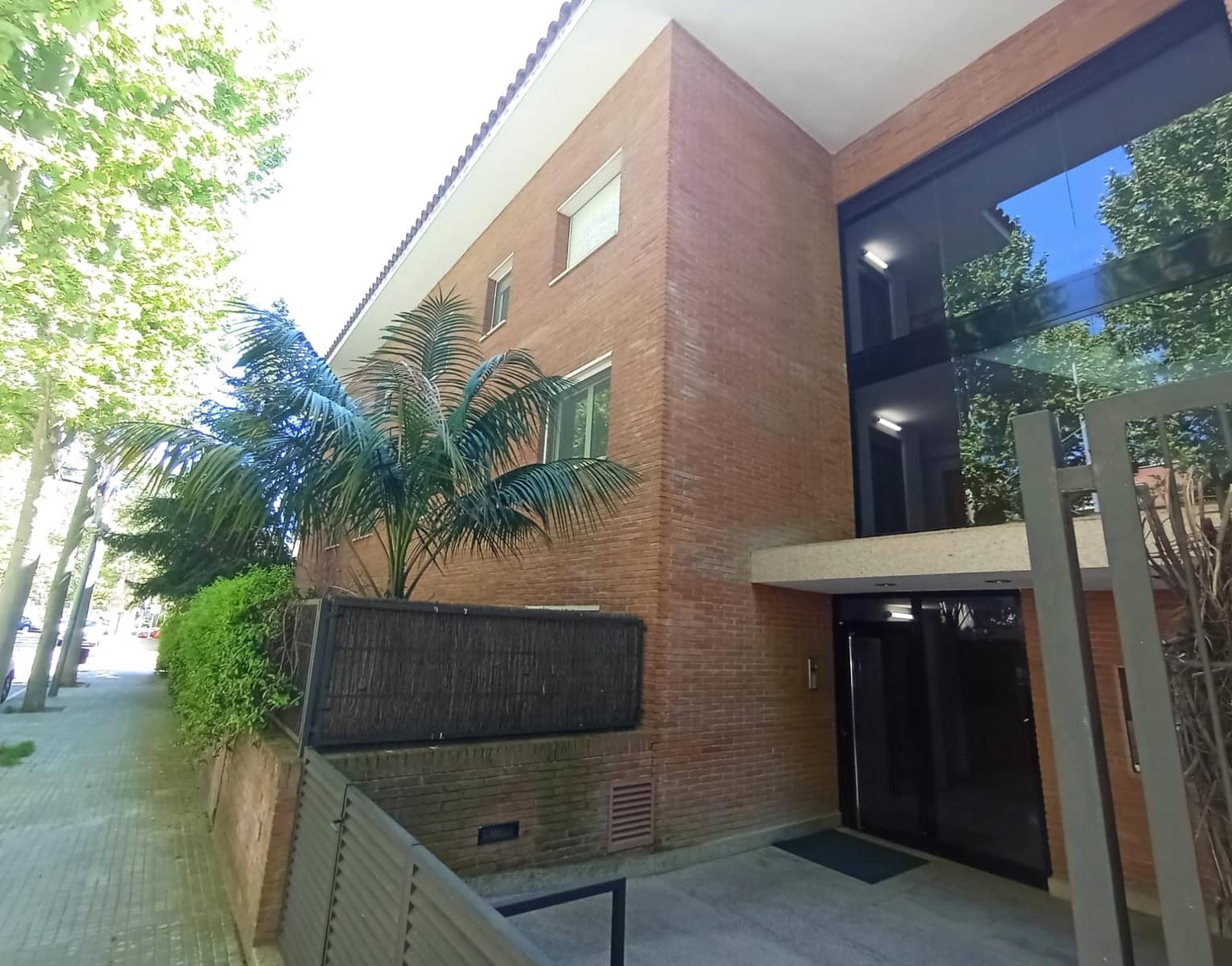 Piso de 4 habitaciones en Sant Cugat del Vallès en venta con piscina - 780.000 € (Ref: 9841250)