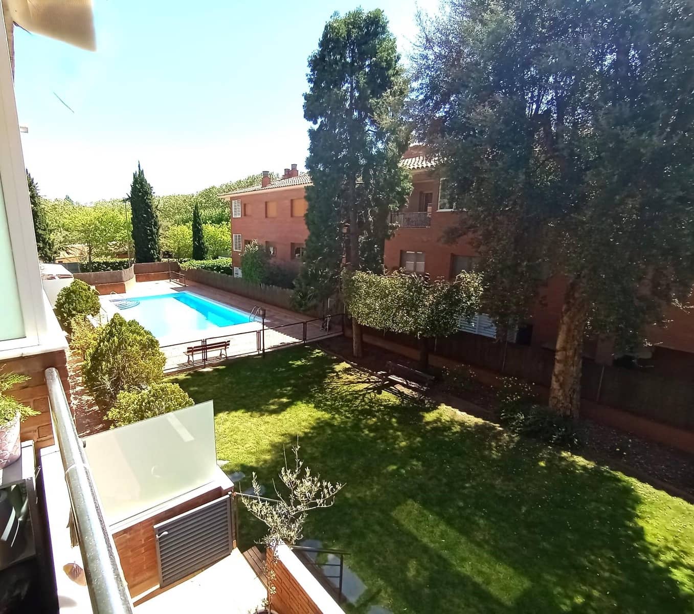 Piso de 4 habitaciones en Sant Cugat del Vallès en venta con piscina - 780.000 € (Ref: 9841250)