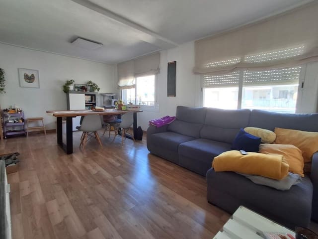 2 soveværelse Lejlighed til salg i Mataró - € 239.000 (Ref: 9841252)
