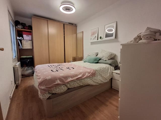 2 soveværelse Lejlighed til salg i Mataró - € 239.000 (Ref: 9841252)