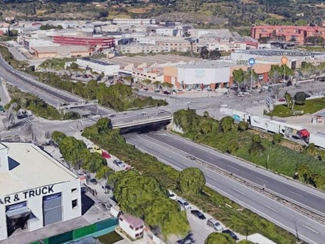 Działka budowlana na sprzedaż w Mataró - 607 000 € (Ref: 9867110)