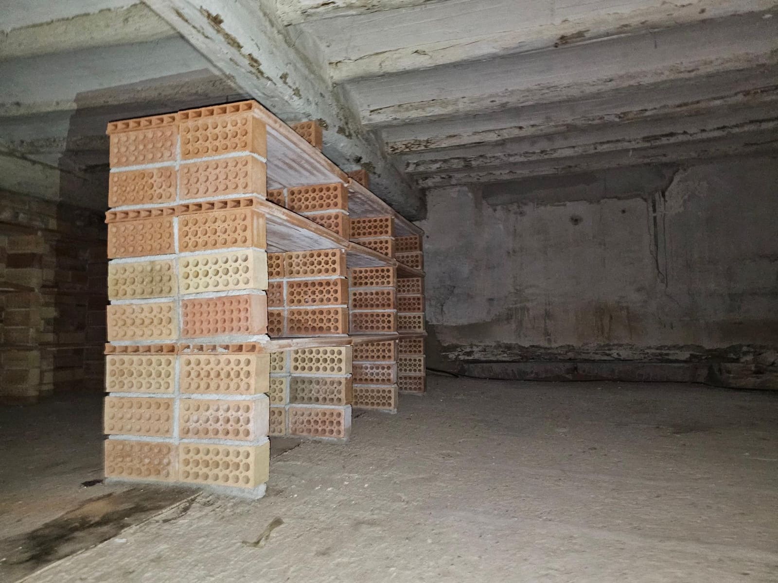 6 makuuhuone Rivitalo myytävänä paikassa Poboleda - 410 000 € (Ref: 9878993)