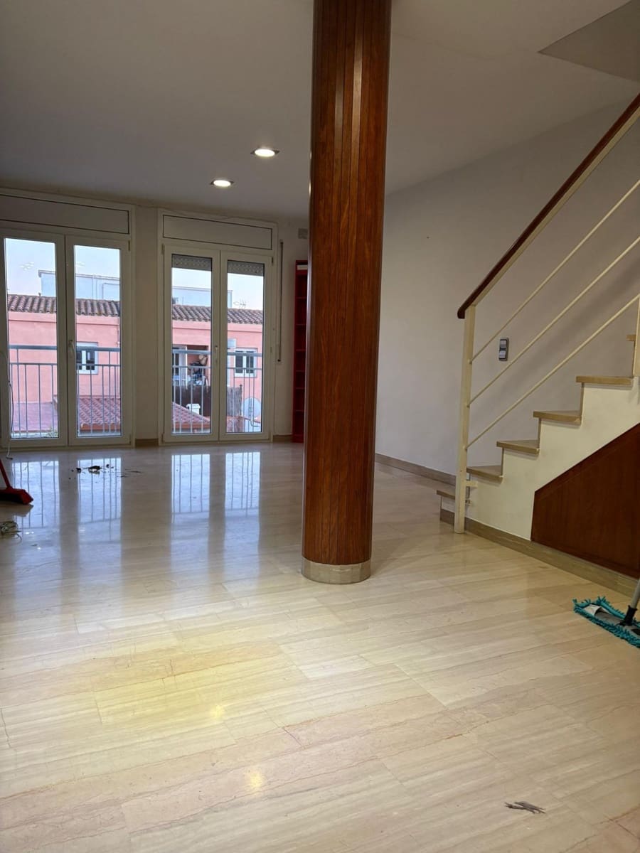 1 quarto Penthouse para venda em Sant Andreu de Llavaneres - 260 000 € (Ref: 9915992)