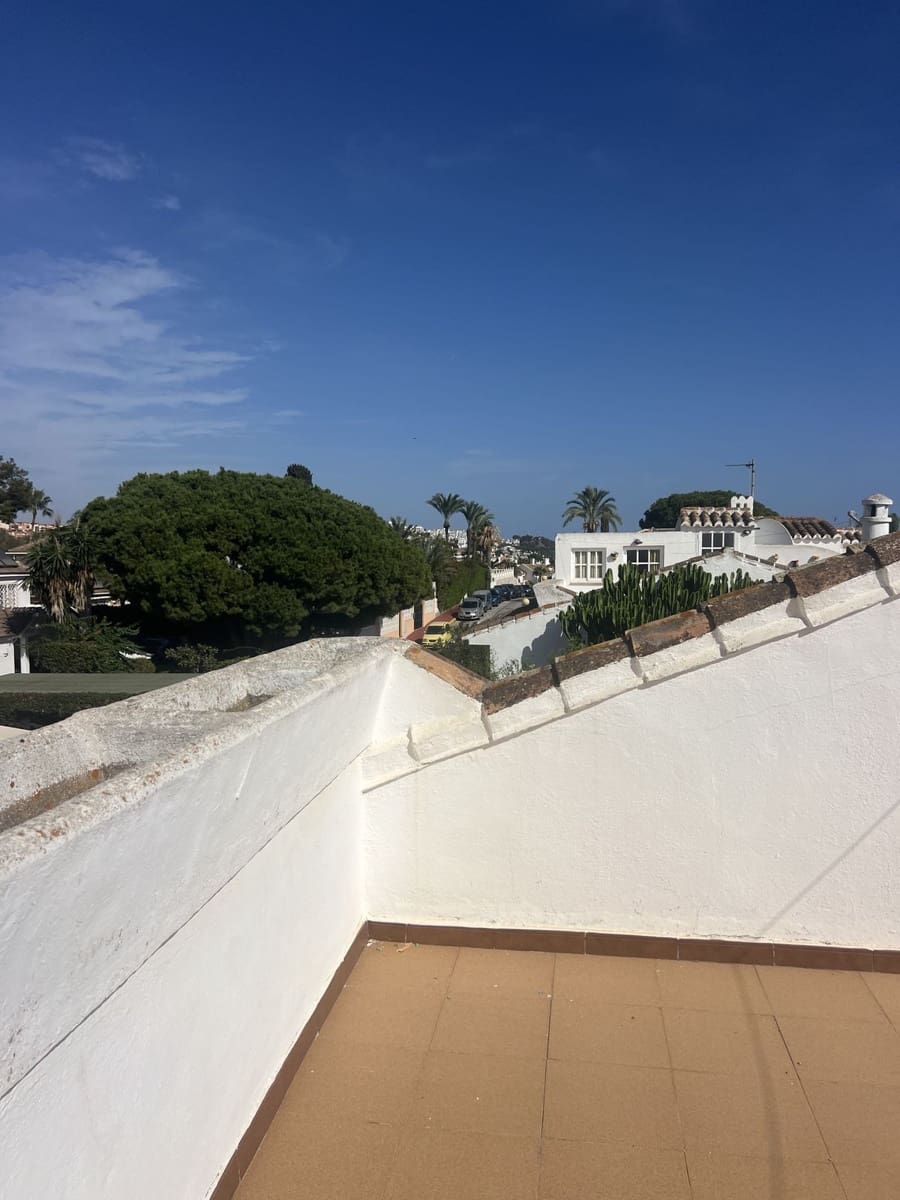 3 slaapkamer Huis te koop in Calahonda met garage - € 480.000 (Ref: 10004908)