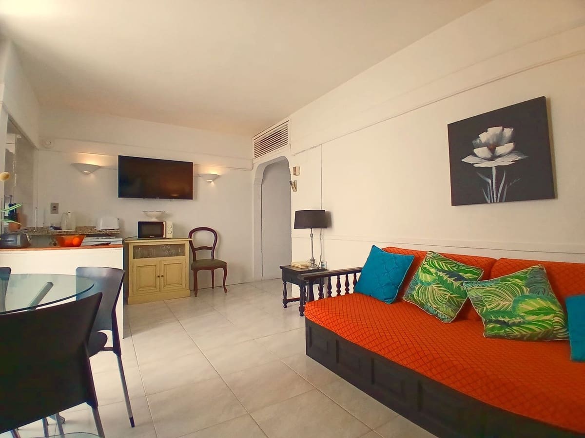 1 Zimmer Apartment zu verkaufen in Fuengirola mit Pool Garage - 359.000 € (Ref: 10006126)