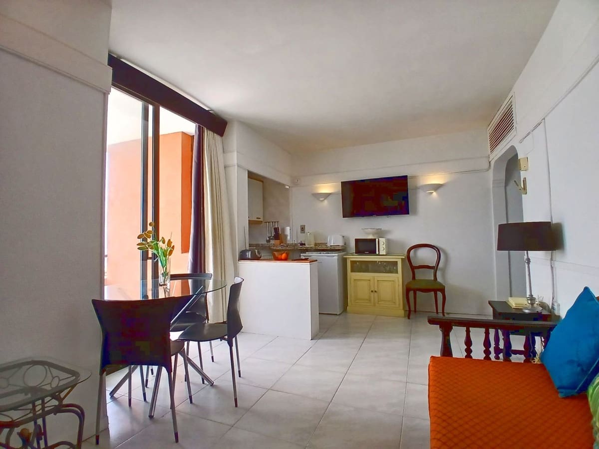 1 Zimmer Apartment zu verkaufen in Fuengirola mit Pool Garage - 359.000 € (Ref: 10006126)
