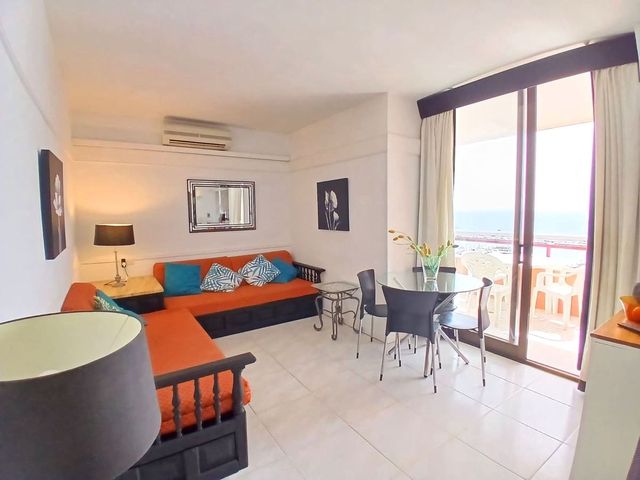 1 makuuhuone Huoneisto myytävänä paikassa Castillo Sohail, Fuengirola mukana uima-altaan 
autotalli - 359 000 € (Ref: 10006126)