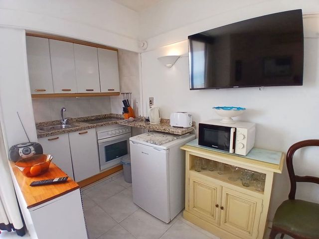 1 makuuhuone Huoneisto myytävänä paikassa Castillo Sohail, Fuengirola mukana uima-altaan 
autotalli - 359 000 € (Ref: 10006126)