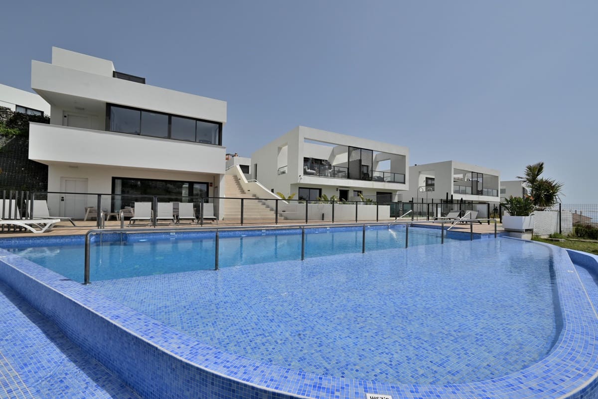 4 soverom Finca/Herregård til salgs i Riviera del Sol med svømmebasseng garasje - € 645 000 (Ref: 10018125)