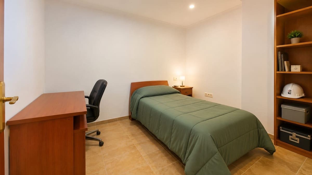 6 quarto Moradia para venda em Ronda com piscina garagem - 650 000 € (Ref: 10021808)