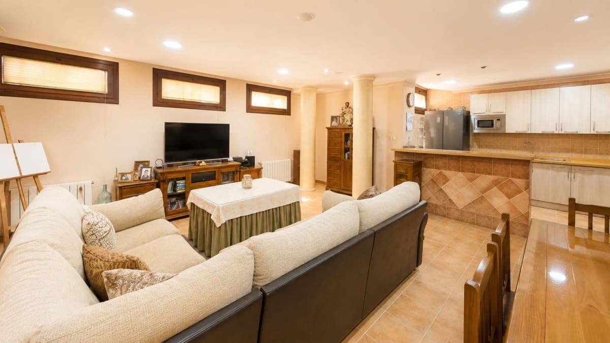 6 quarto Moradia para venda em Ronda com piscina garagem - 650 000 € (Ref: 10021808)