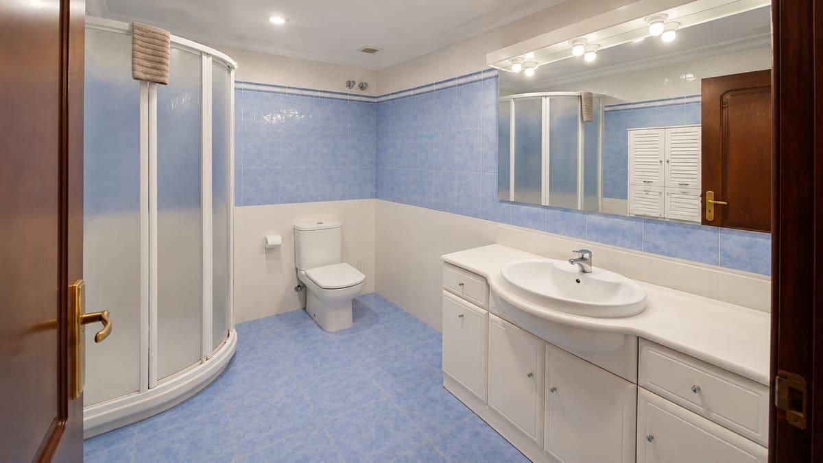6 quarto Moradia para venda em Ronda com piscina garagem - 650 000 € (Ref: 10021808)
