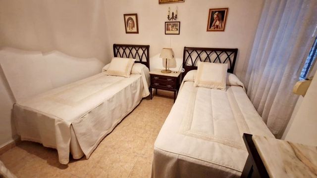 Apartamento de 2 habitaciones en Castillo Sohail, Fuengirola en venta - 450.000 € (Ref: 10029001)