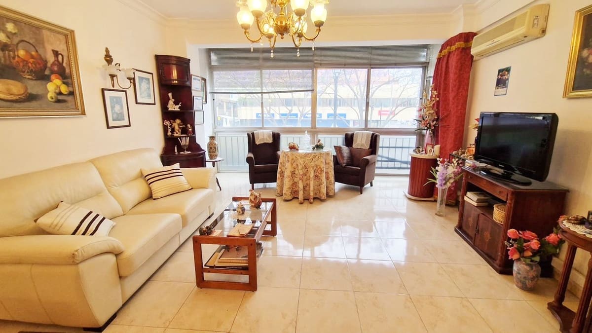 2 bedroom Apartment for sale in Fuengirola - € 450,000 (Ref: 10029001)