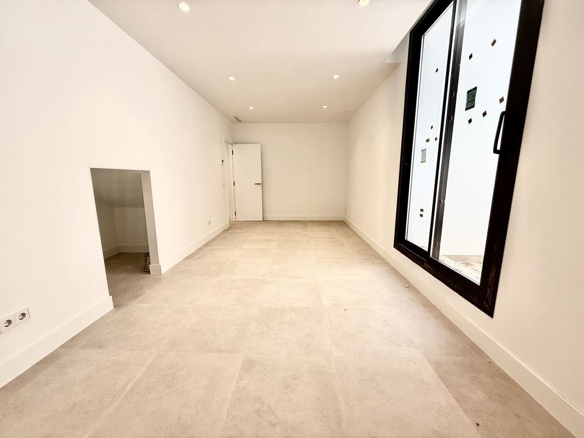 6 soveværelse Villa til salg i Estepona med swimmingpool garage - € 1.950.000 (Ref: 10033309)
