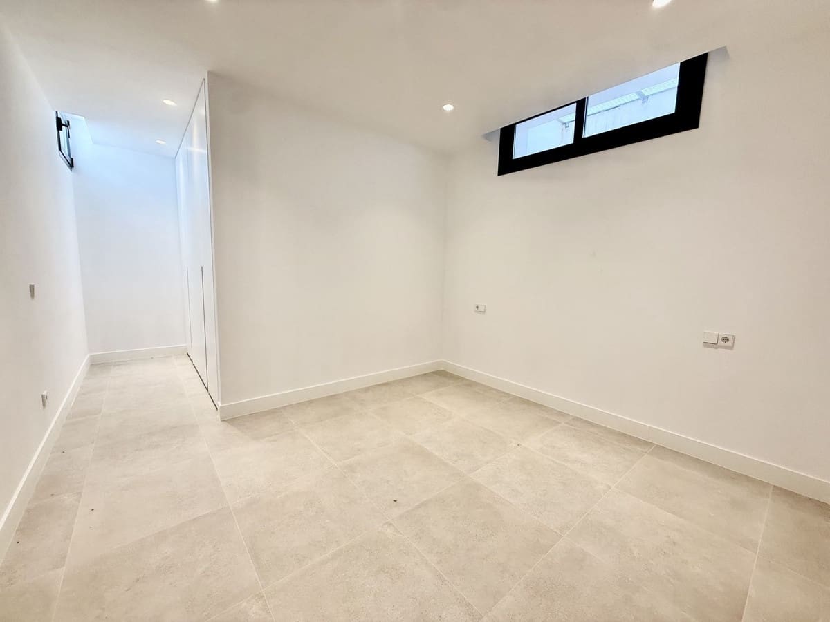 6 soveværelse Villa til salg i Estepona med swimmingpool garage - € 1.950.000 (Ref: 10033309)