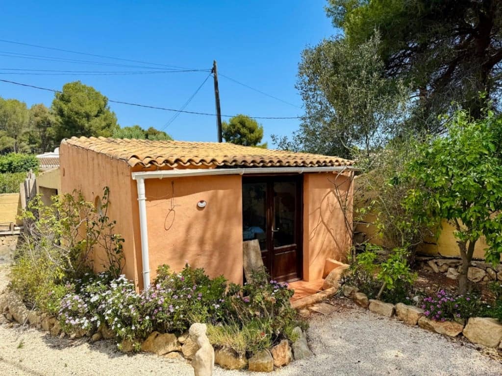 4 makuuhuone Maalaistalo myytävänä paikassa Javea / Xabia mukana uima-altaan 
autotalli - 643 000 € (Ref: 10042274)