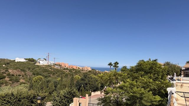 3 chambre Maison de Ville à vendre à La Duquesa / Puerto de la Duquesa, Manilva avec piscine garage - 450 000 € (Ref: 10042275)