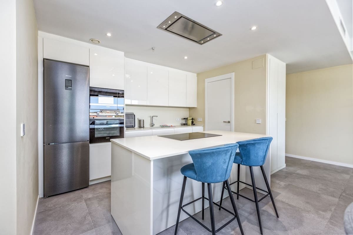 2 slaapkamer Appartement te koop in Fuengirola met zwembad garage - € 575.000 (Ref: 10044283)