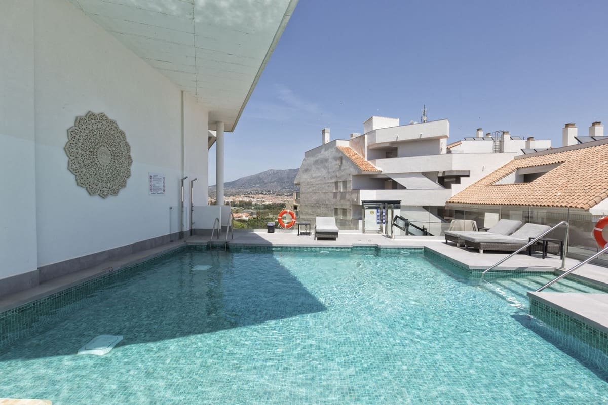 2 slaapkamer Appartement te koop in Fuengirola met zwembad garage - € 575.000 (Ref: 10044283)