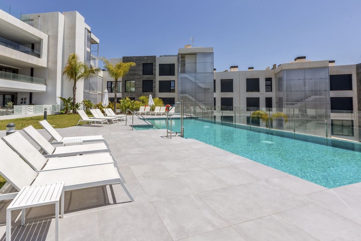 2 slaapkamer Appartement te koop in Fuengirola met zwembad garage - € 575.000 (Ref: 10044283)