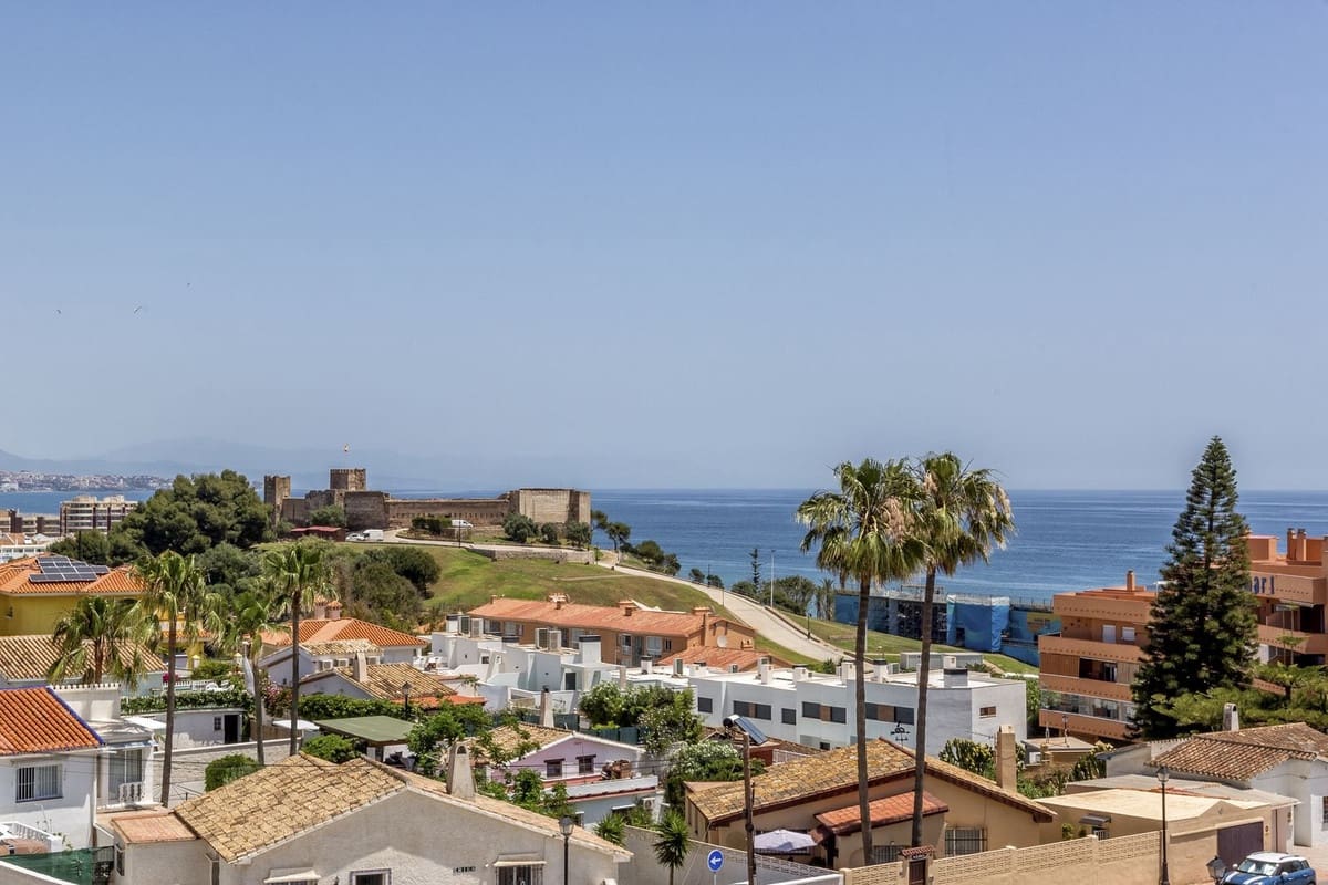 2 slaapkamer Appartement te koop in Fuengirola met zwembad garage - € 575.000 (Ref: 10044283)