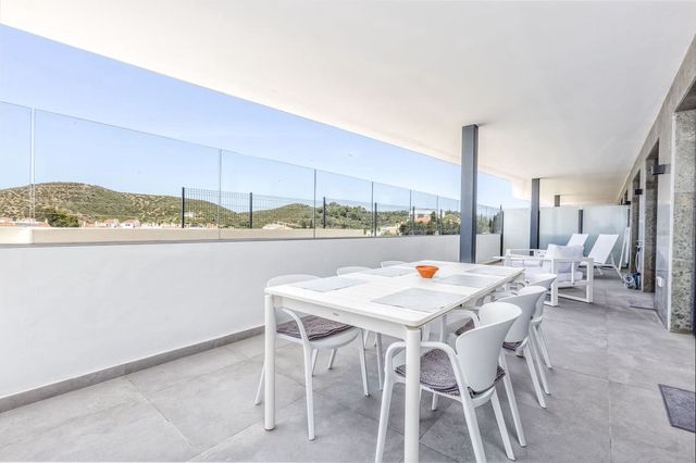 2 slaapkamer Appartement te koop in Castillo Sohail, Fuengirola met zwembad garage - € 575.000 (Ref: 10044283)