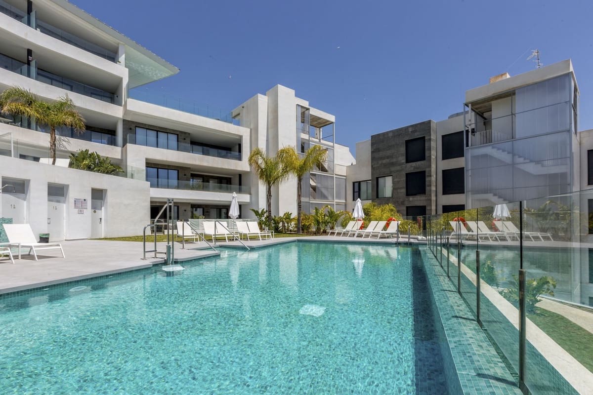 2 slaapkamer Appartement te koop in Fuengirola met zwembad garage - € 575.000 (Ref: 10044283)