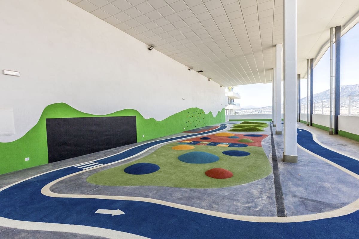 2 slaapkamer Appartement te koop in Fuengirola met zwembad garage - € 575.000 (Ref: 10044283)