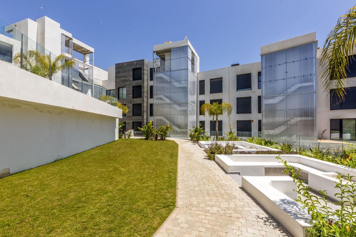 2 slaapkamer Appartement te koop in Fuengirola met zwembad garage - € 575.000 (Ref: 10044283)